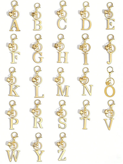 Elegant Metal Heart-Shaped Letter Keychain, 3D Alphabet Pendant Keyring, Fashion Alloy Keychain, Backpack Hanging Ornament, Car Key Chain, Classic Minimalist Keychain Suitable For Women's Daily Use, D