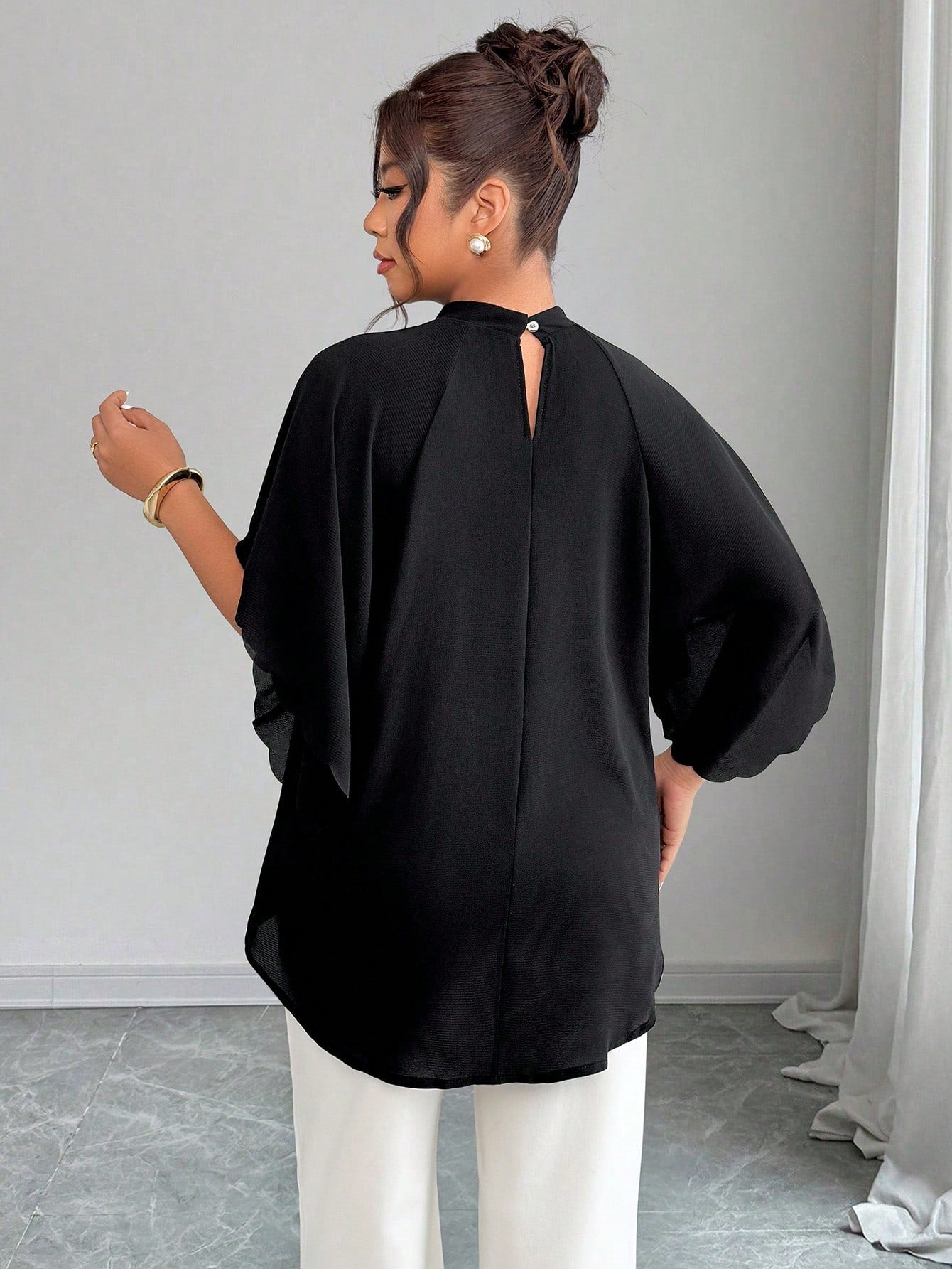 Elenzga Plus Size Women's Round Neck Ruched Sleeve Wavy Hem Loose Blouse, Spring/Summer Chic