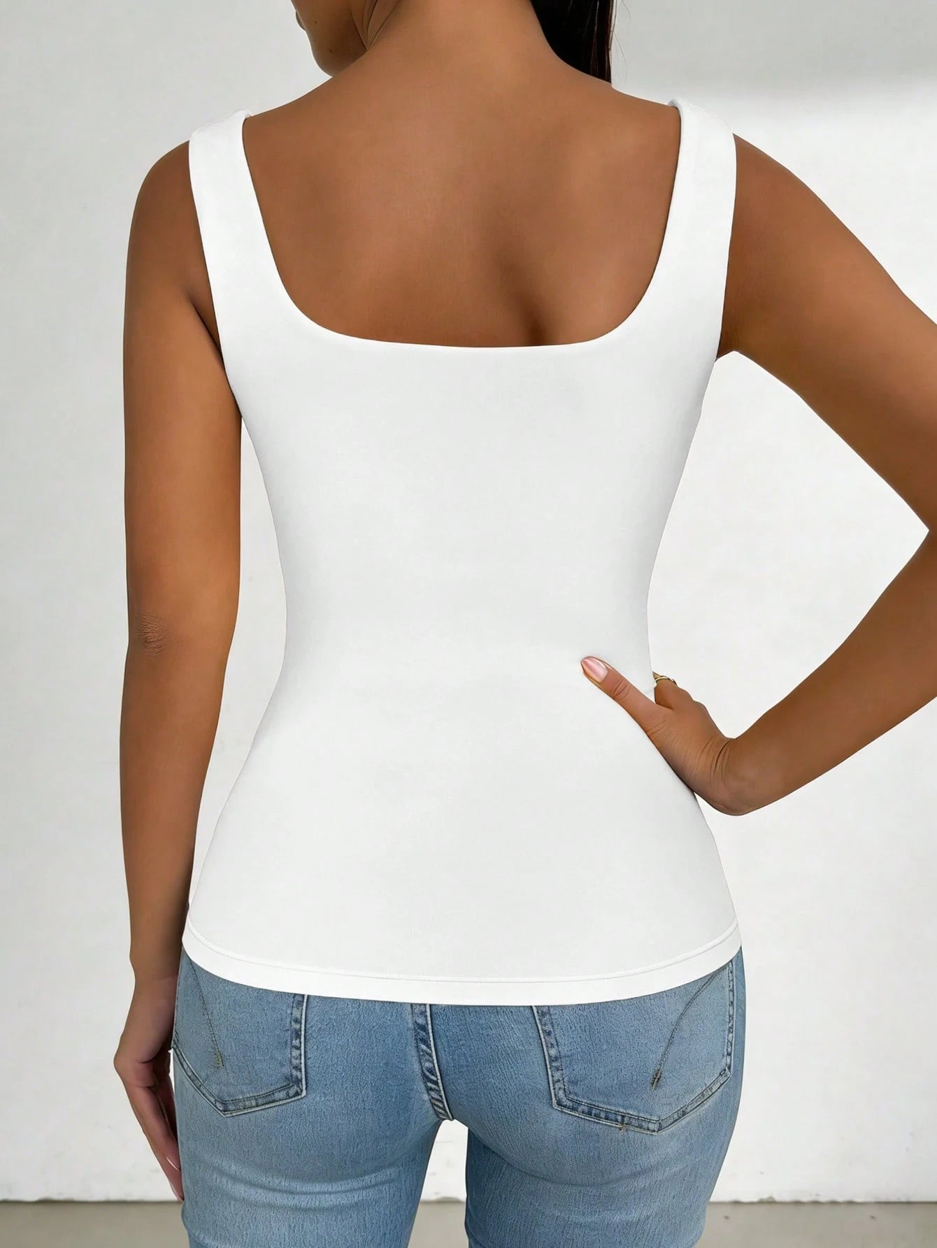Elenzga Plus-Size Women's Square Neck Sleeveless Tank Top, Spring/Summer, Vacation, Basic White Tank Top For Going Out.