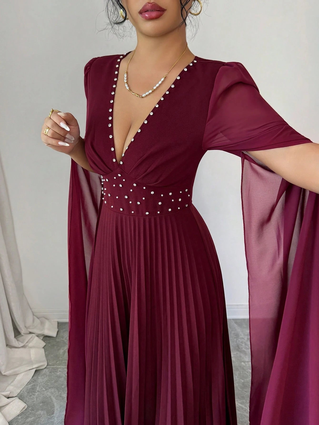 Elenzya Elegant Romantic Pleated V-Neck Waist Cinched A-Line Chiffon Patchwork Long Sleeve Dress, Suitable For Christmas, Music Festivals, Parties, Dates