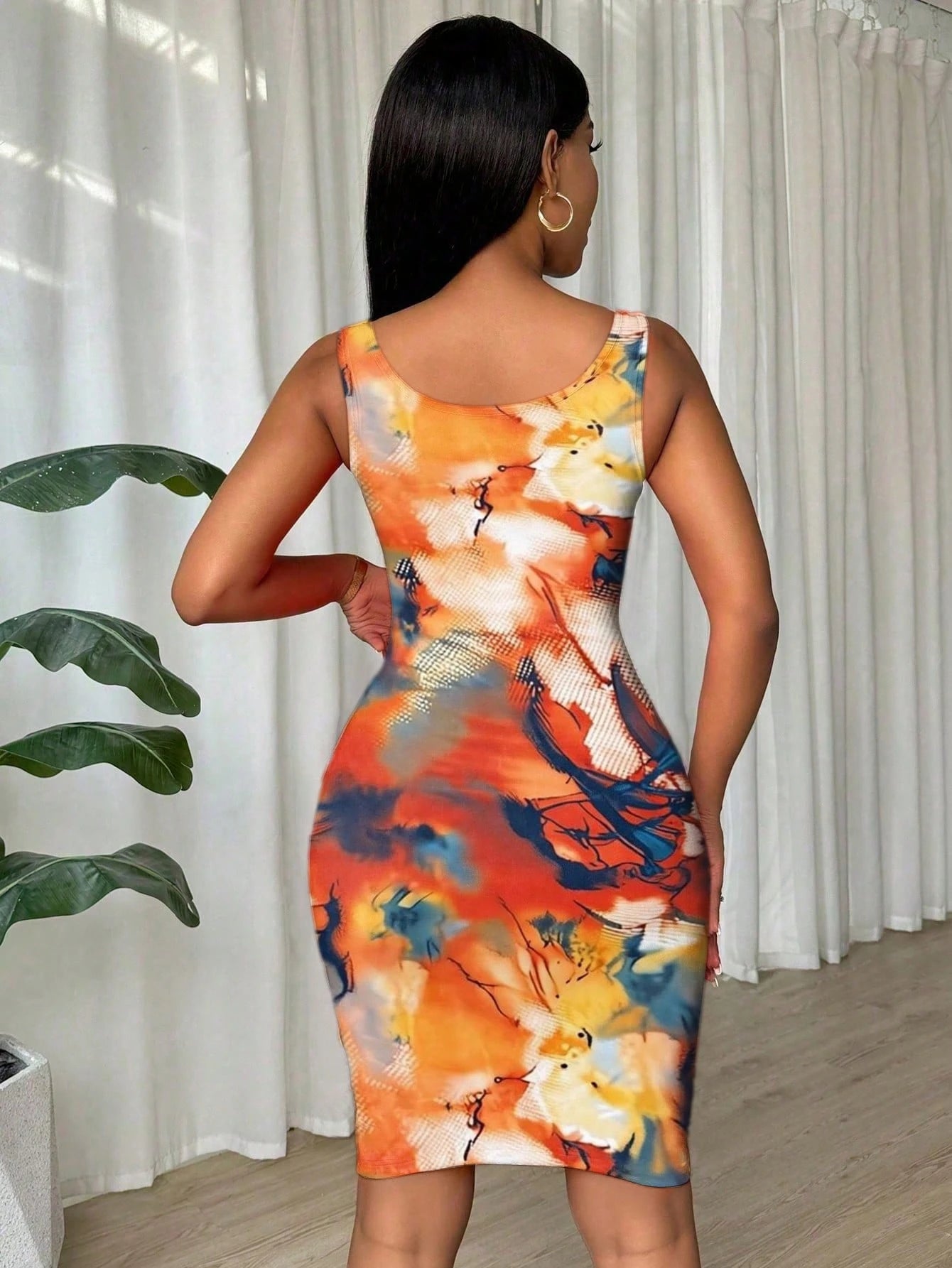 Eryvara Tie-Dye Print Pleated Scoop Neck Backless Casual Sleeveless Dress