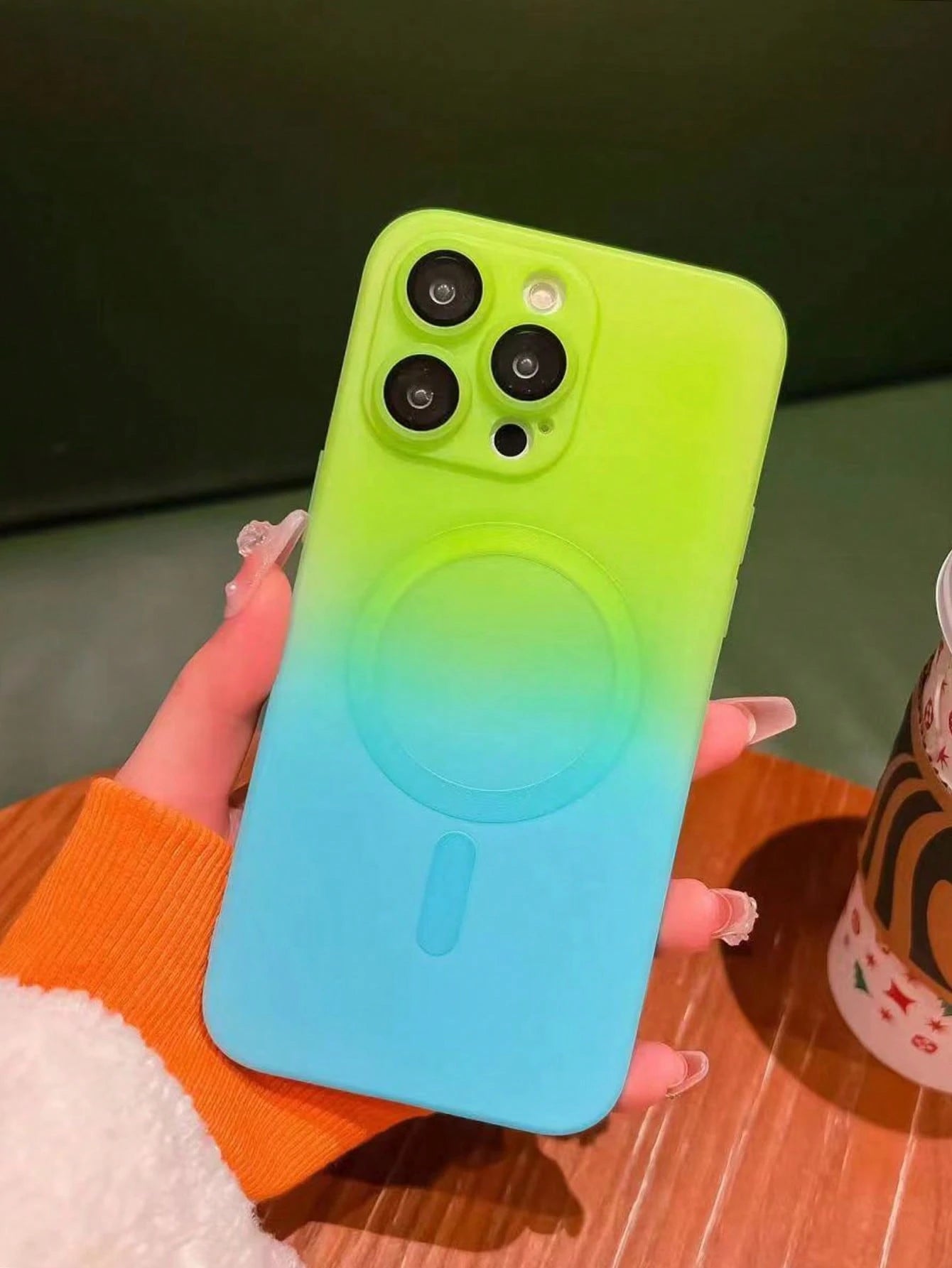 Fashion Gradient Silicone Multicolor Matte Magnetic Phone Case Compatible With IPhone 17 PRO MAX 17 PRO 17 Air 17 16 15 14 13 12 11 Pro Max Plus 16E Christmas Gift Winter Gift