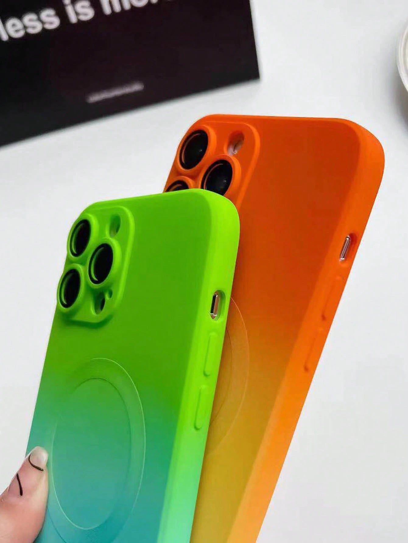 Fashion Gradient Silicone Multicolor Matte Magnetic Phone Case Compatible With IPhone 17 PRO MAX 17 PRO 17 Air 17 16 15 14 13 12 11 Pro Max Plus 16E Christmas Gift Winter Gift