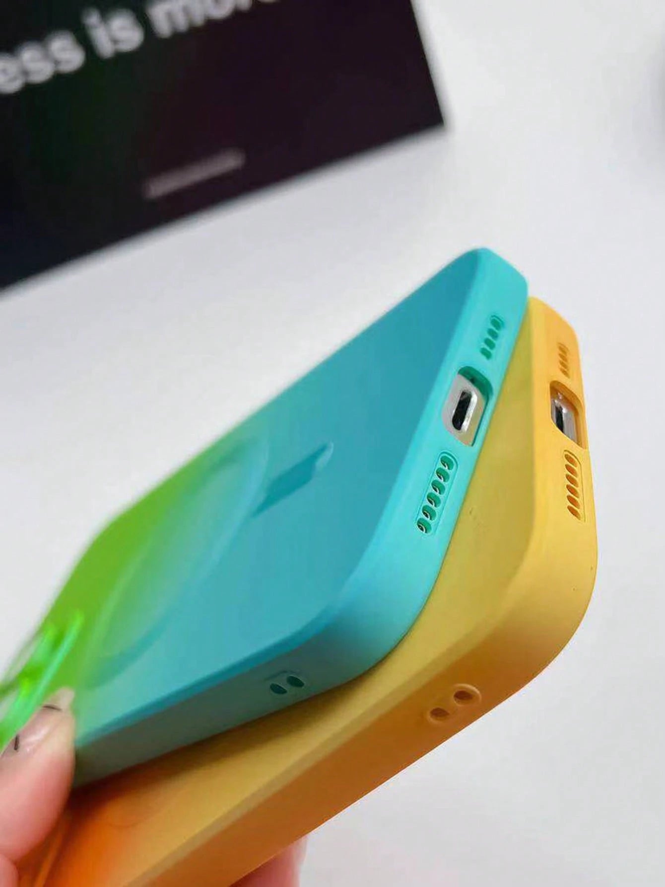 Fashion Gradient Silicone Multicolor Matte Magnetic Phone Case Compatible With IPhone 17 PRO MAX 17 PRO 17 Air 17 16 15 14 13 12 11 Pro Max Plus 16E Christmas Gift Winter Gift