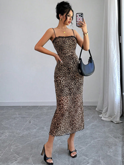 Firerie Women Leopard Print Lace Patchwork Mid-Length Fitted Dress, Stretchy Fabric, Backless, Suitable For Daily, Work, Holiday, Party