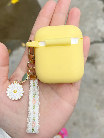 Floral Silicone 1pc Chrysanthemum Flower Keychain Earphone Case Compatible With Airpods 4 Pro 2, Pro 3, 2 & 1, Soft Silicone Integrated Design Spring Gift