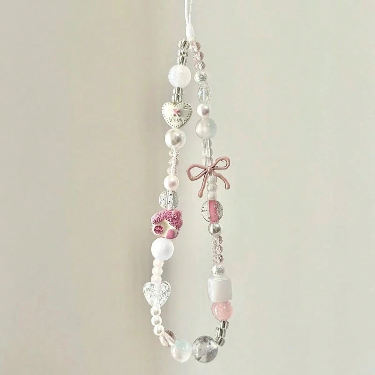 Gentle Girl Pink Beaded Phone Charm, Clear Crystal Beads Paired With Faux Pearl Splicing, Pink Bow And Heart Decor Accents, Delicate Cartoon House Pendant, INS Fresh Girly Vibe, Suitable For Phone, Ba