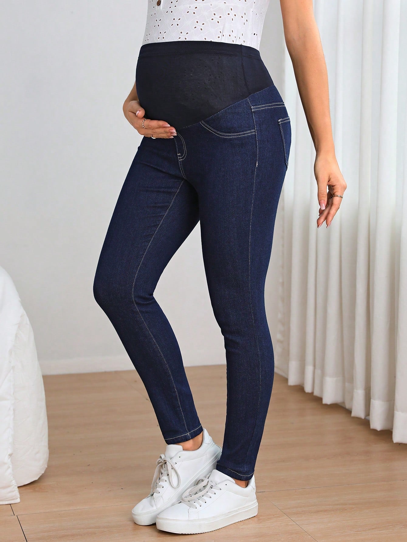 GentleRue Maternity Maternity Wideband Waist Skinny Jeans