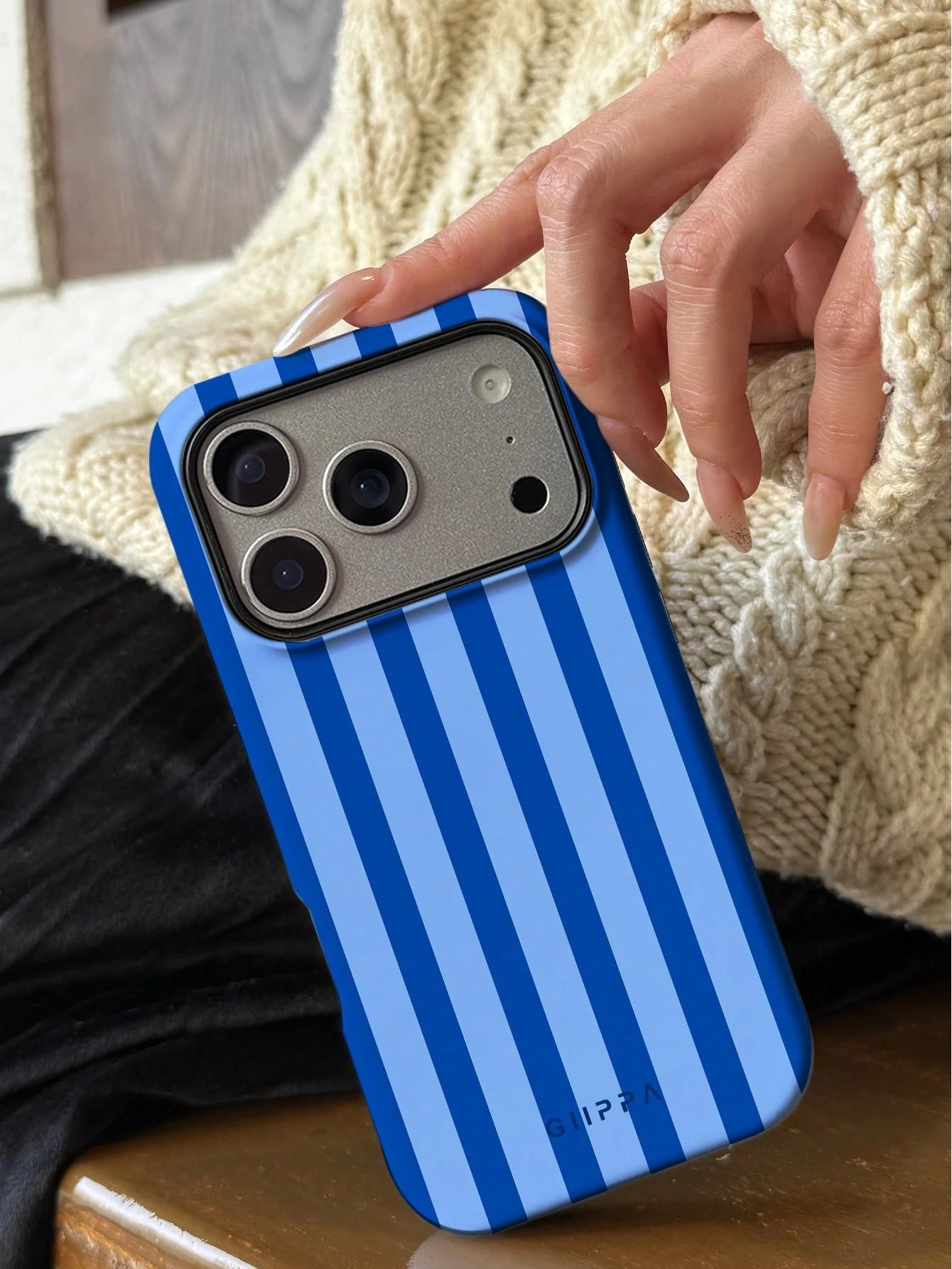 GIIPPA 1 Piece Blue Striped Print Design Phone 17 Pro Max Case, Suitable For Phone 16 Pro Max, 15 Pro Max, 14 Pro Max, Korean Stylish And Interesting Phone Case, Compatible With 11/12/13/14/15/16 Pro