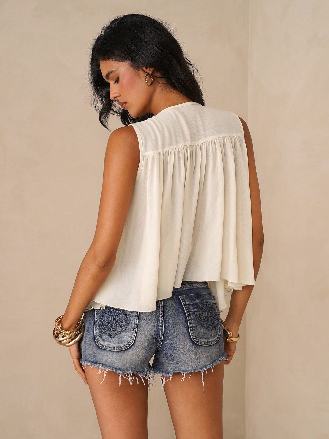 Glamine Women's White Summer Boho Sequin Holiday Vacation Holiday Sleeveless Top, Western Cowboy Double Layer Asymmetric Hem Front Tie Rivet Crop Shirt, Y2K