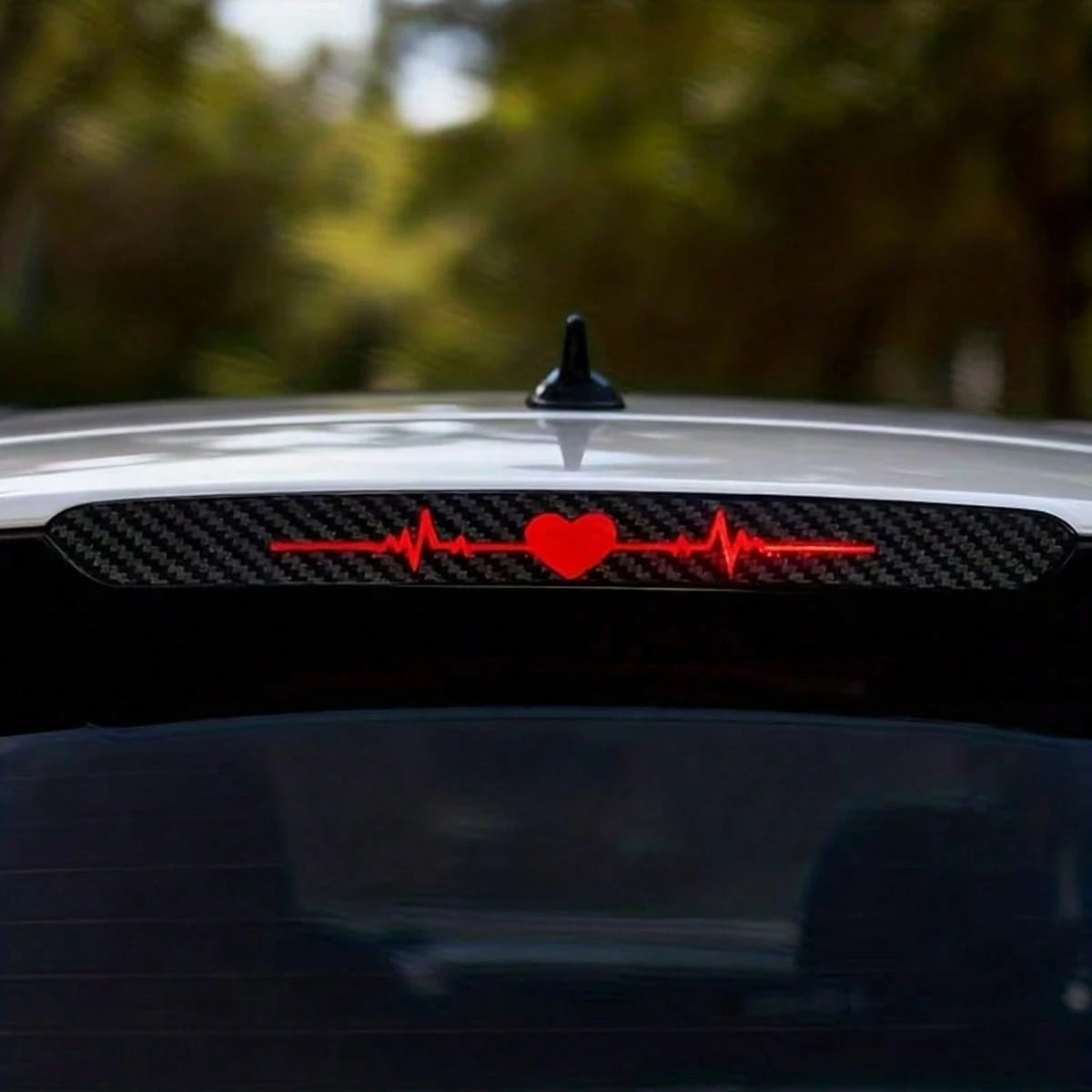 High-Mounted Brake Light Sticker, Heart-Shaped Heartbeat, Electrocardiogram, Taillight Sticker, 3D Carbon Fiber Matte Frosted Pattern, Adding Eye-Catching Safety Signs To The Car