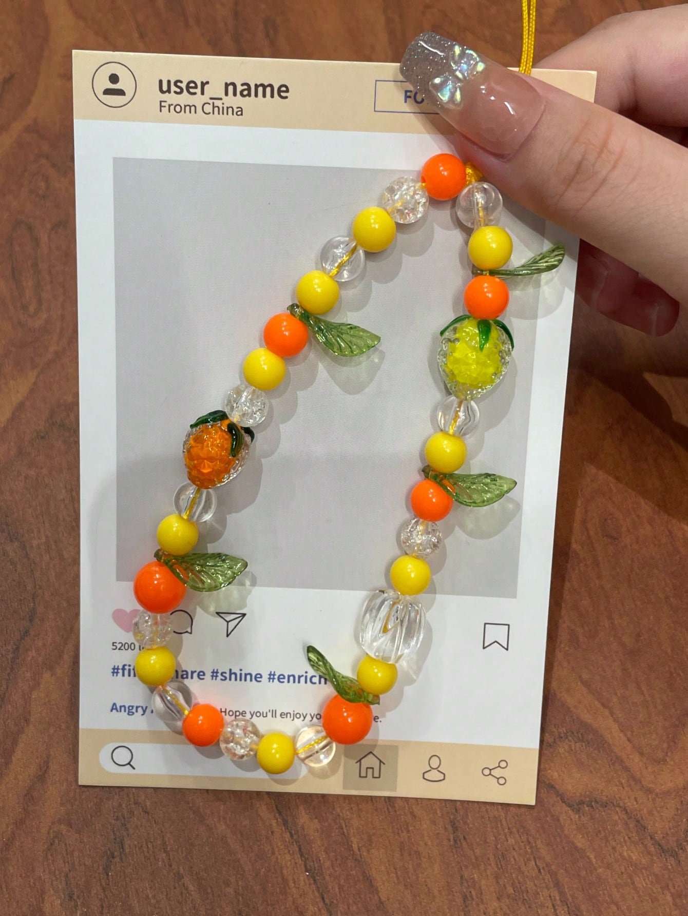 Ins Style Orange Yellow Tangerine Strawberry Glass Beaded Fruit Element Short Phone Chain Lanyard, Fashion Versatile Universal Beaded Hanging Chain, Suitable For CCD Camera Lanyard, Earphone Case Lany