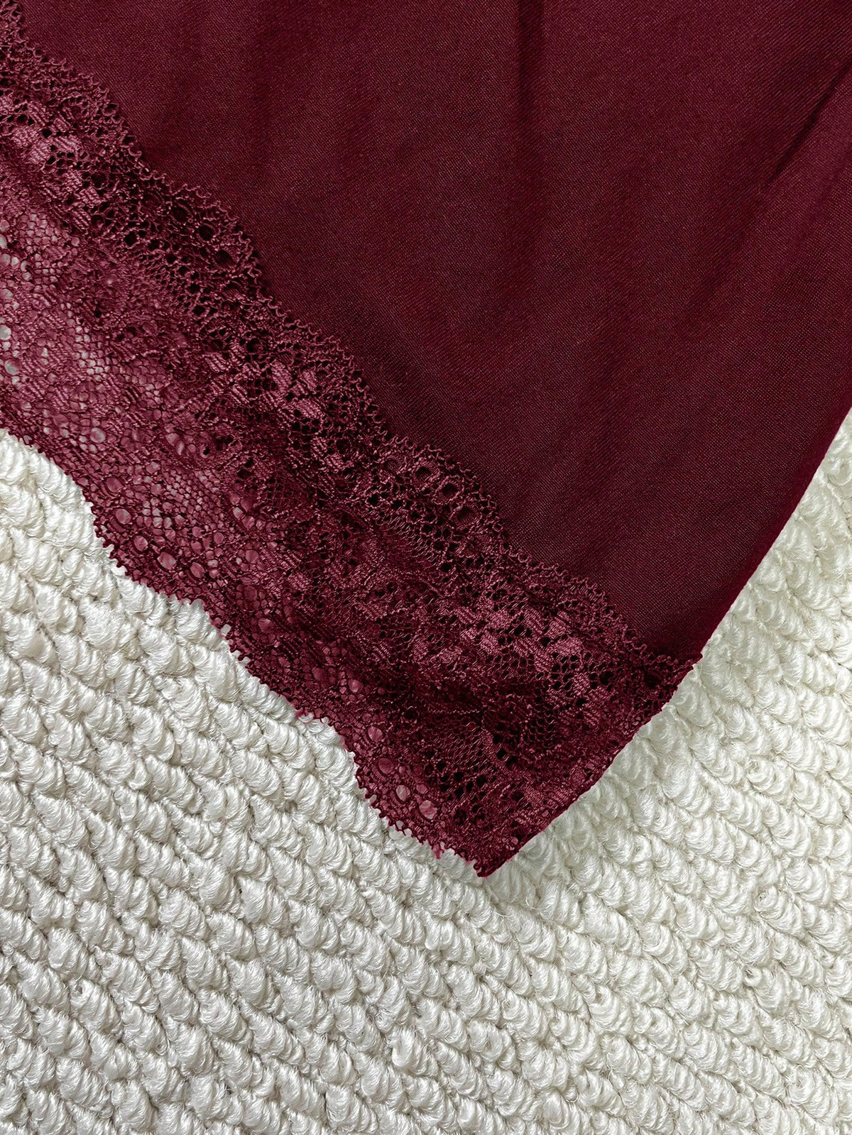 IslaSuriya Lace Patchwork Fitted Camisole For Women