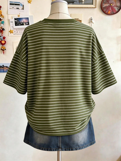 Lalippa Hawaiian Floral Print Fashion Minimalist Oversized Mid-Length Round Neck Drop Shoulder Women's T-Shirt, Gift For Friends
