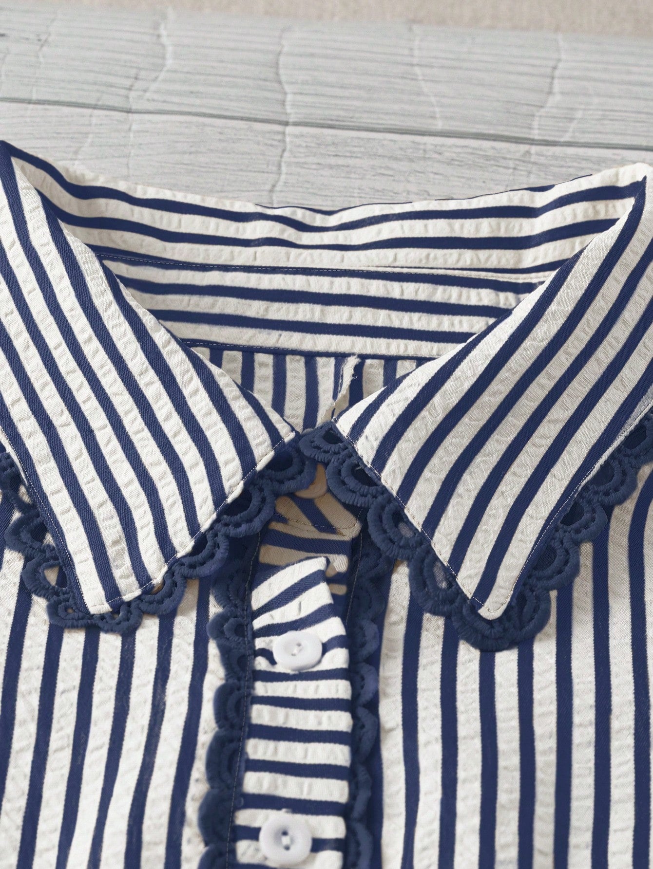 Linhara Plus Size Elegant Striped Short Sleeve Lapel Collar Casual Vacation Shirt, Slimming Effect, Spring/Summer Vacation Outing Top