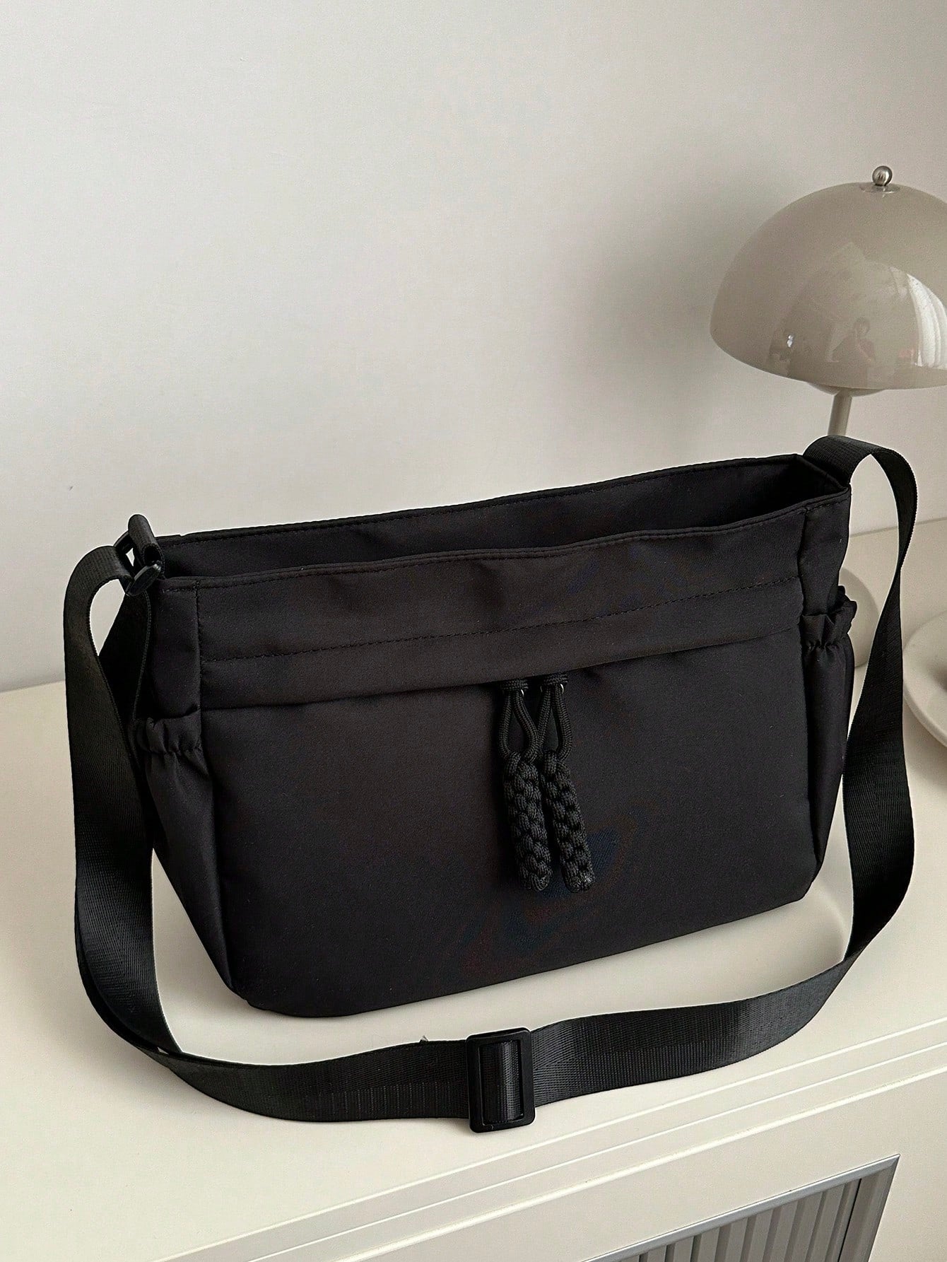 Livesso Fashionable Solid Color Large Capacity Zipper Crossbody Bag, Casual Portable Sports Shoulder Bag, Simple Commuter Bag For Women, Retro Style