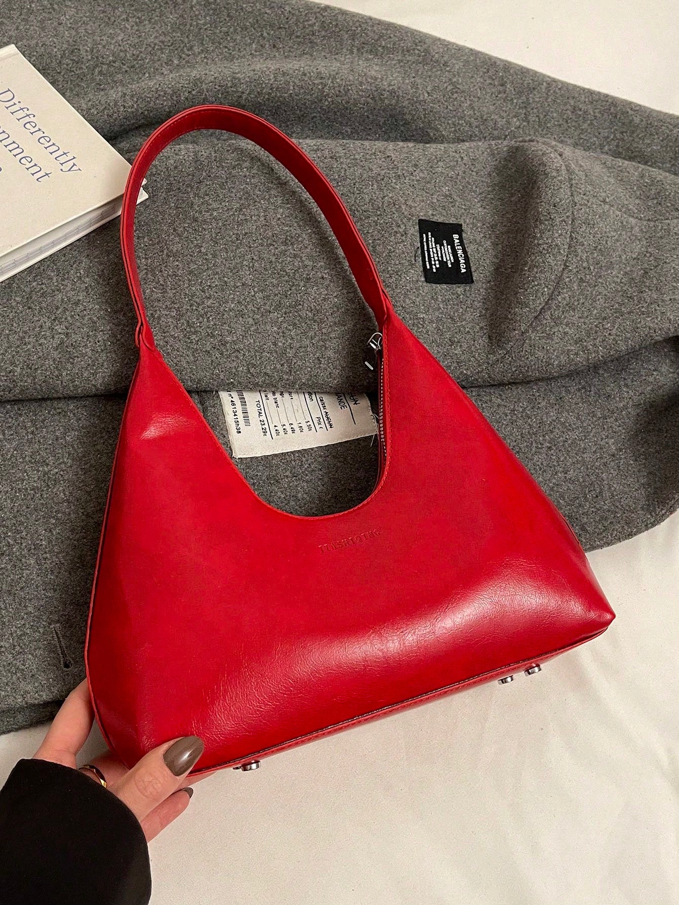 Livesso Lightweight, French Niche Fashion Retro Crescent Moon Dumpling Bag For Women, 2025 New Style Handbag With A Sense Of Luxury, Underarm Shoulder Bag, Suitable For Adolescent Girls, College Stude