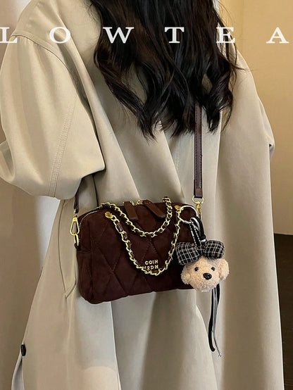 low tea 1pc Minimalist Fashion Square PU Fabric Handbag, Suitable For Commuting, Shopping, Etc. (With Pendant)