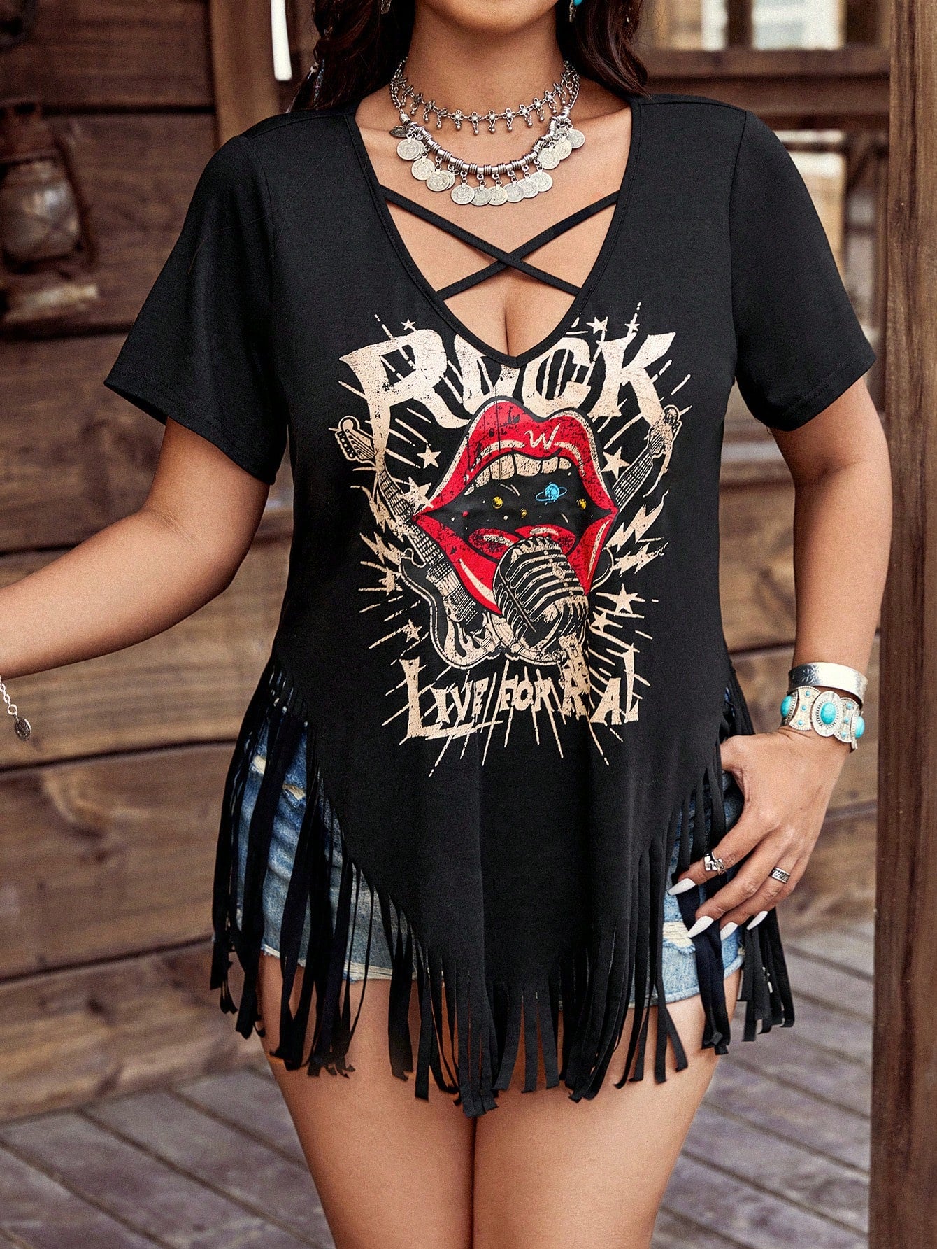 LUNE Plus Size Women's Black Summer Grunge Rock Concert Music Festival Western Style Print V-Neck Cross Strap Open Shoulder Tassel Short-Sleeved T-Shirt