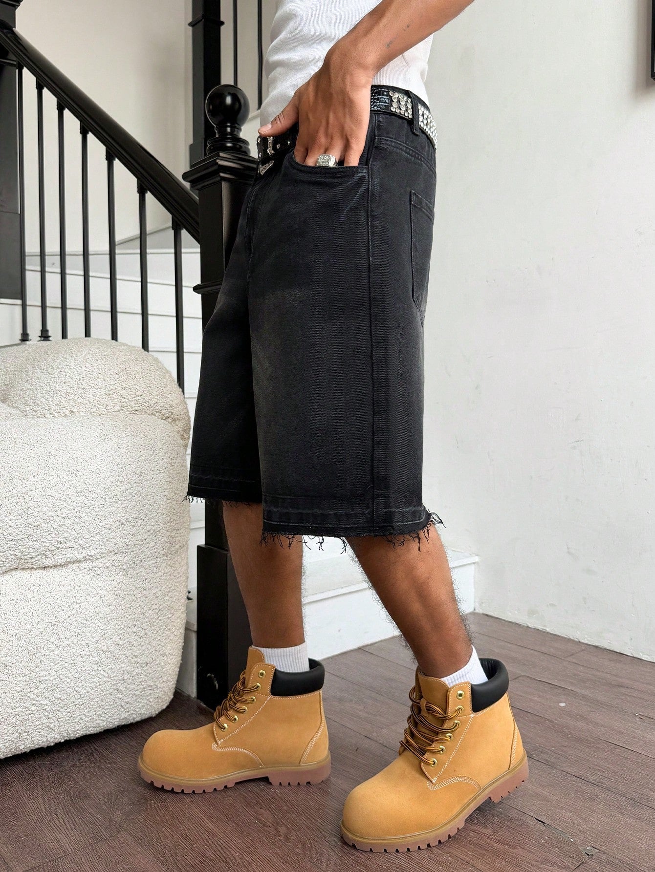 Manfinity EMRG Men Plus Size Casual Street Style Distressed Dark Wash Denim Shorts Adventure Summer, Holiday