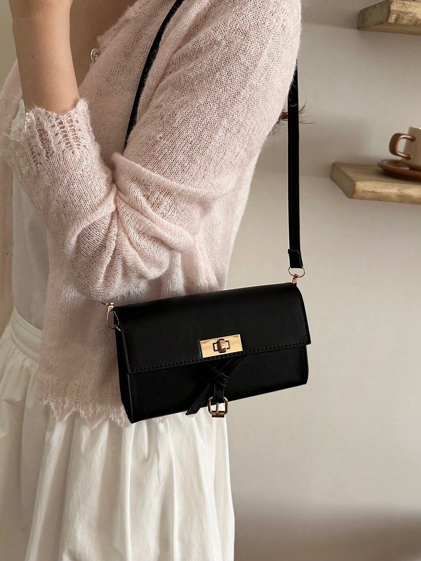Mini New Fashion Hardware Decor Shoulder Crossbody Square Bag, Suitable For Parties, Gatherings, Outings, Vacations, Shopping And Daily Use, Can Store Coins, Phone, Also Suitable As Work Bag For White