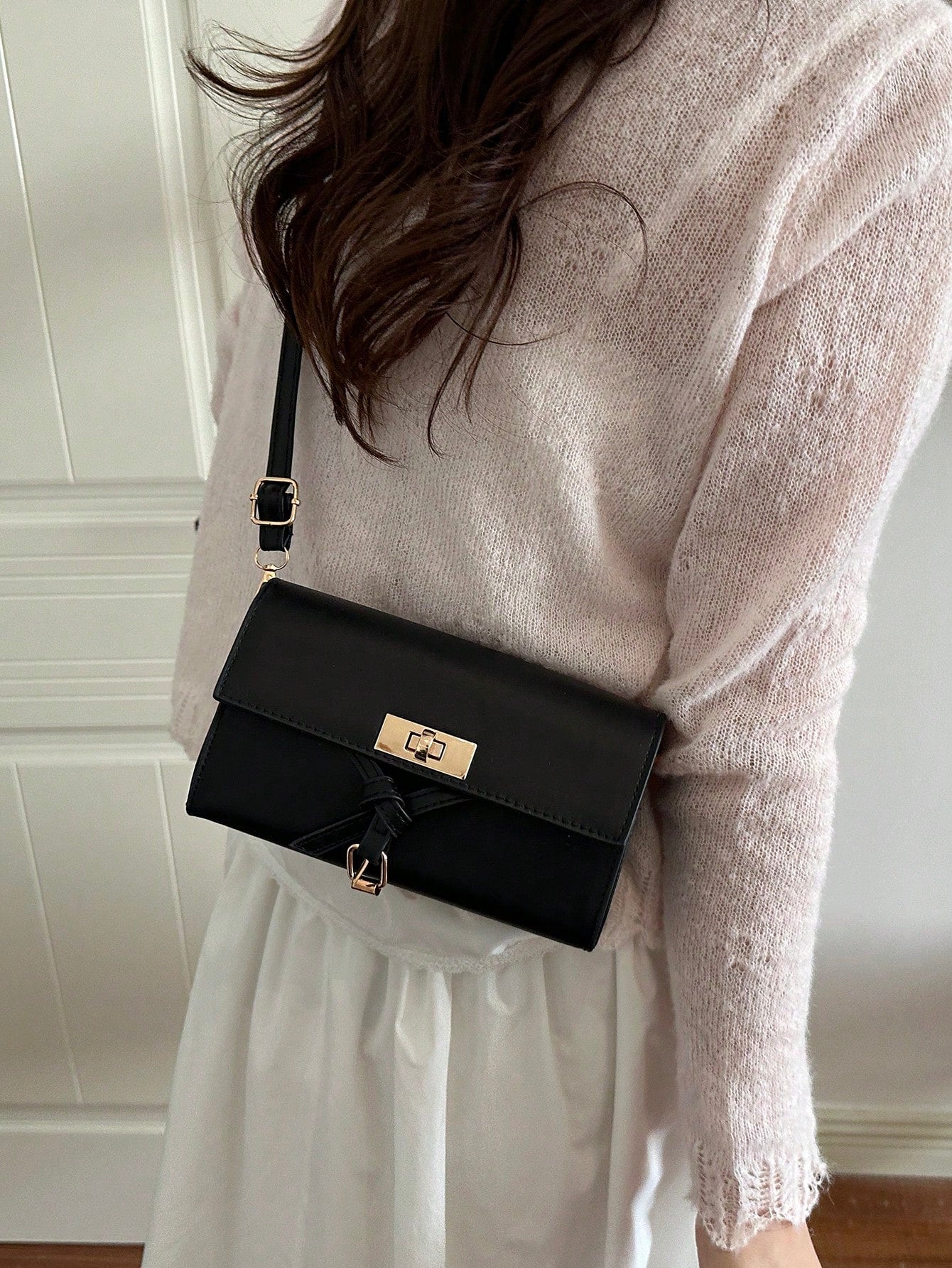 Mini New Fashion Hardware Decor Shoulder Crossbody Square Bag, Suitable For Parties, Gatherings, Outings, Vacations, Shopping And Daily Use, Can Store Coins, Phone, Also Suitable As Work Bag For White
