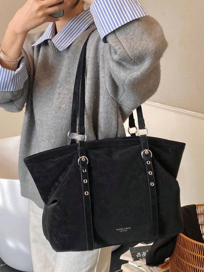 Minimalist Premium Black Oversized Tote Bag With Relaxed Silhouette. Timeless Solid Black Matches Daily Outfits For Commuting And Everyday Outings