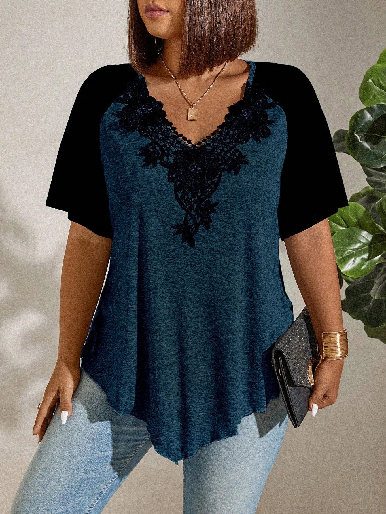 Momelise Plus Size Women's Lace Spliced Color-Block T-Shirt Women Graphic Tee Top For Summer