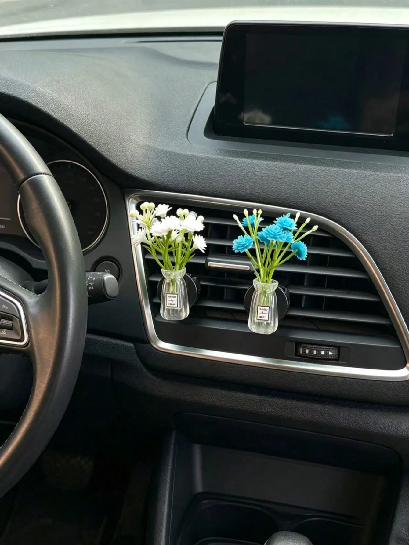 Multi-Color Mini Vase Daisy Car Air Vent Clip, Artificial Flower Car Air Conditioner Decor, Fresh Car Interior Accessory, Transparent Vase Artificial Flower Car Air Vent Decor Clip, Universal Car Air