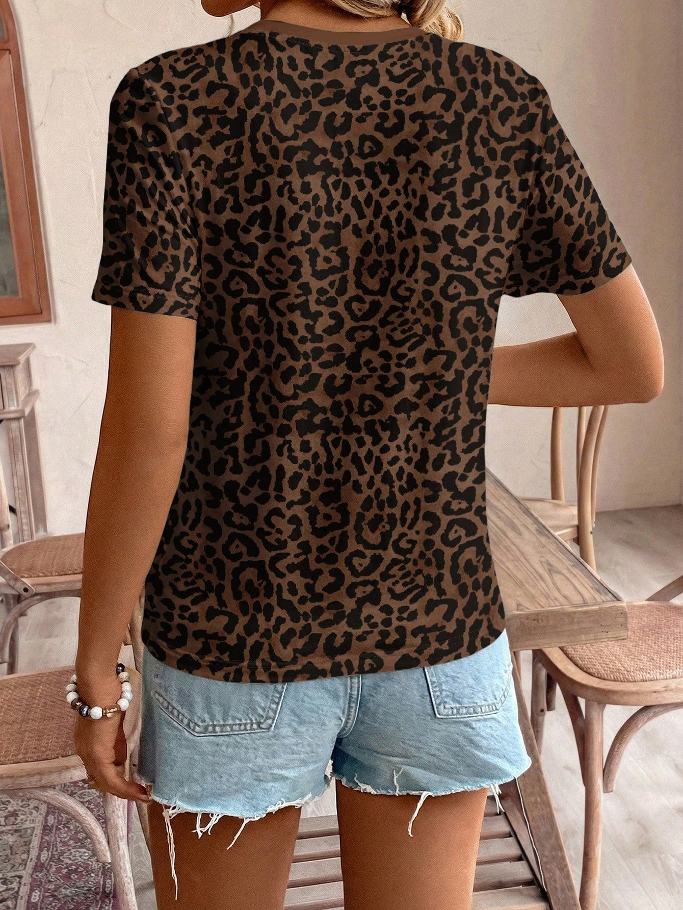 Muvela Brown Checkered,Summer,Casual,Chic,Night Out,Leopard Print Round Neck Short Sleeve Loose T-Shirt For Women,Contrast Color Minimalist Fashion Y2K Top