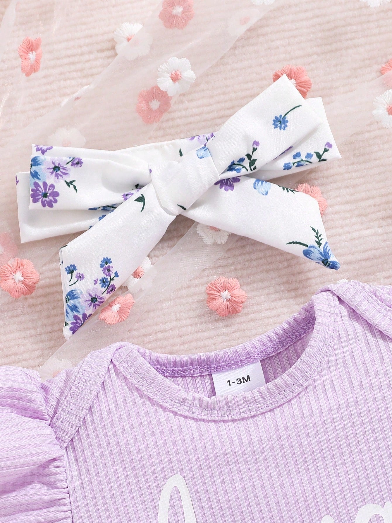 New Arrival Baby Girl Spring Solid Color Letter Printed Flutter Sleeve Bodysuit, Flower Printed Skirt Outfit
