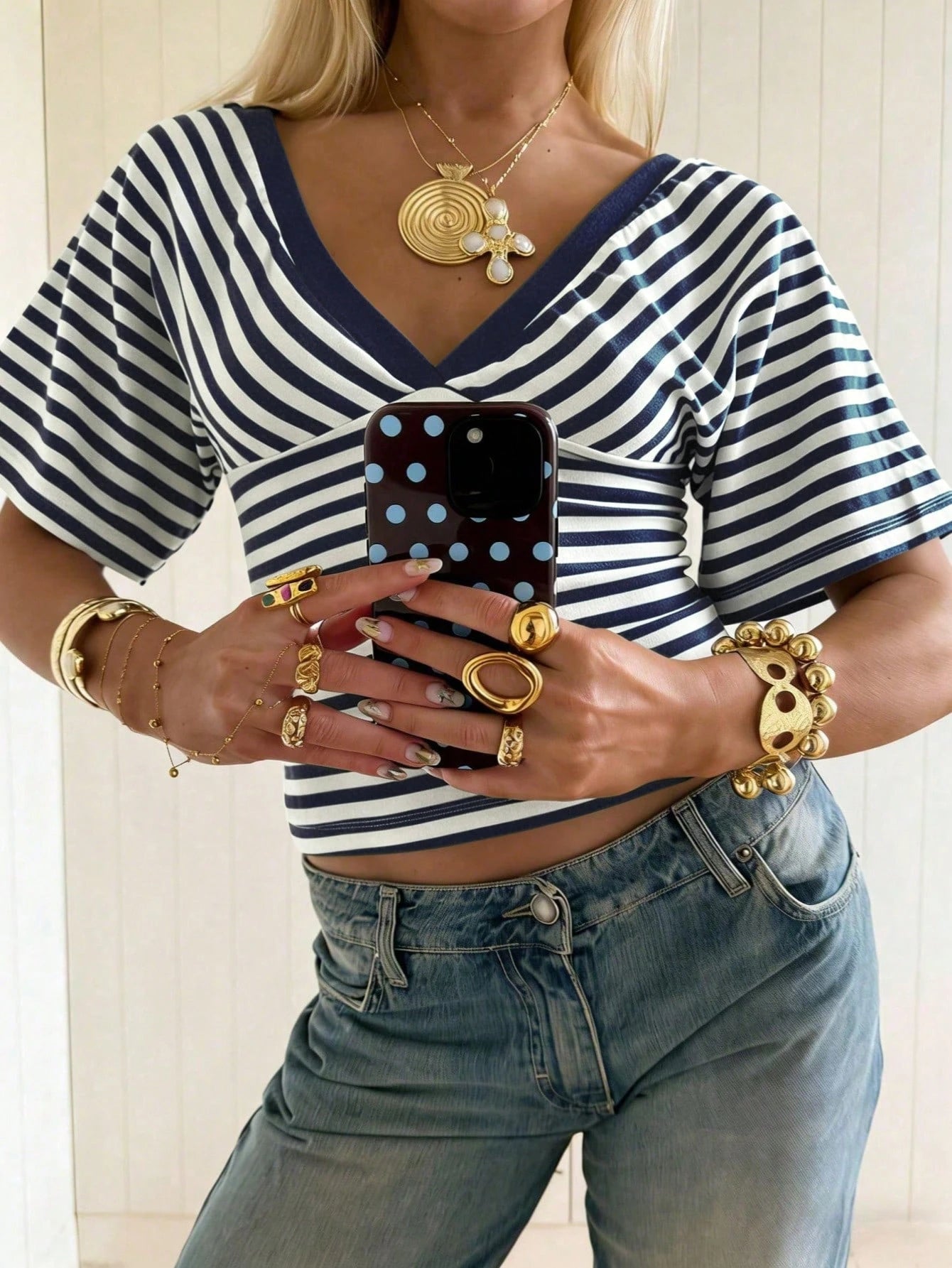 New Arrival Fashion Striped V-Neck T-Shirt, Contrast Color Striped Knit Fabric, Casual Tee For Spring/Summer, Effortless Style
