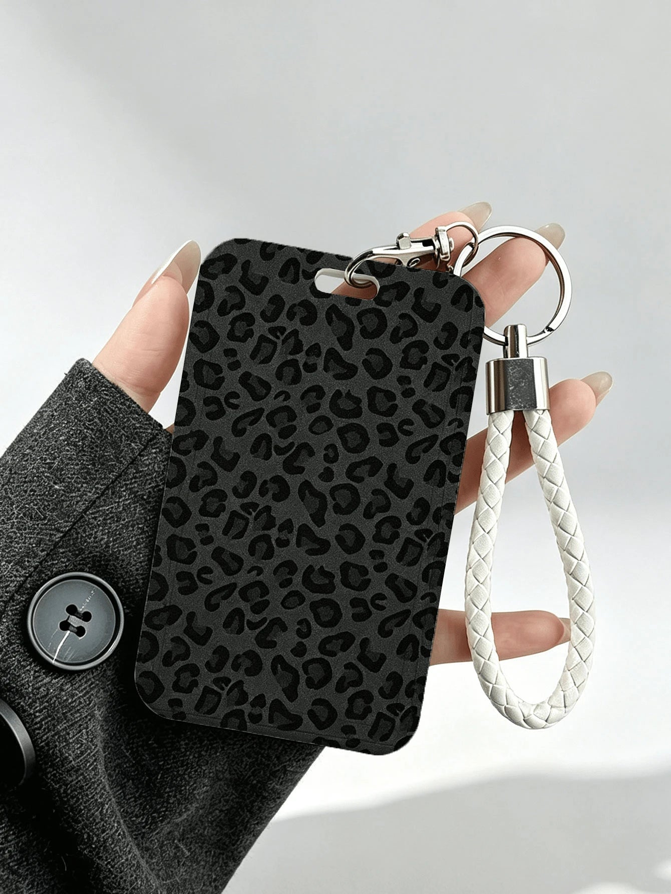 New Black Leopard Print Card Holder (With Keychain), Provides Stylish Protection For Campus And Office ID Cards, Functions As Bag Charm, Keychain, Wallet And Bank/Credit Card Storage, Equipped With Sl