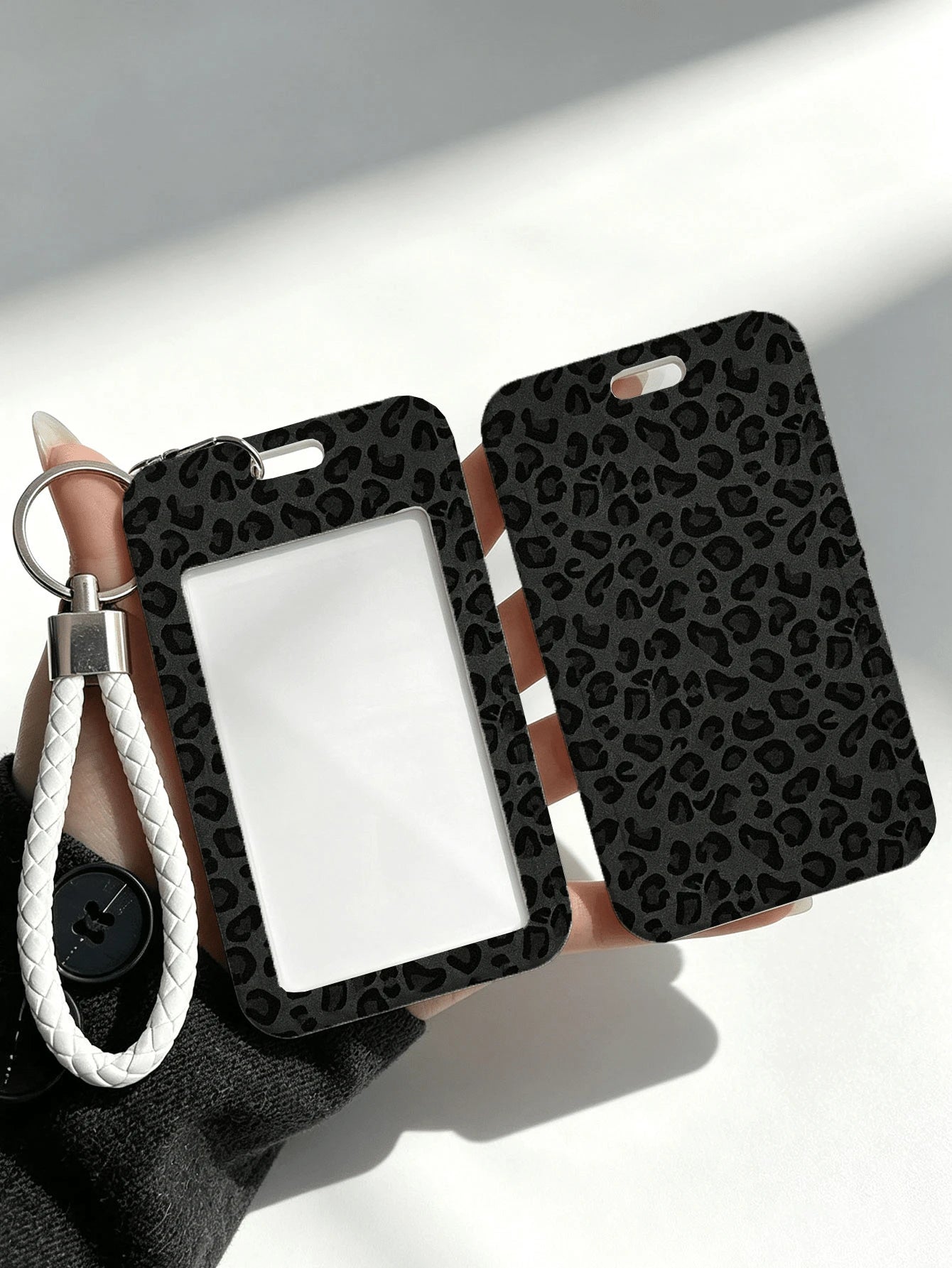 New Black Leopard Print Card Holder (With Keychain), Provides Stylish Protection For Campus And Office ID Cards, Functions As Bag Charm, Keychain, Wallet And Bank/Credit Card Storage, Equipped With Sl