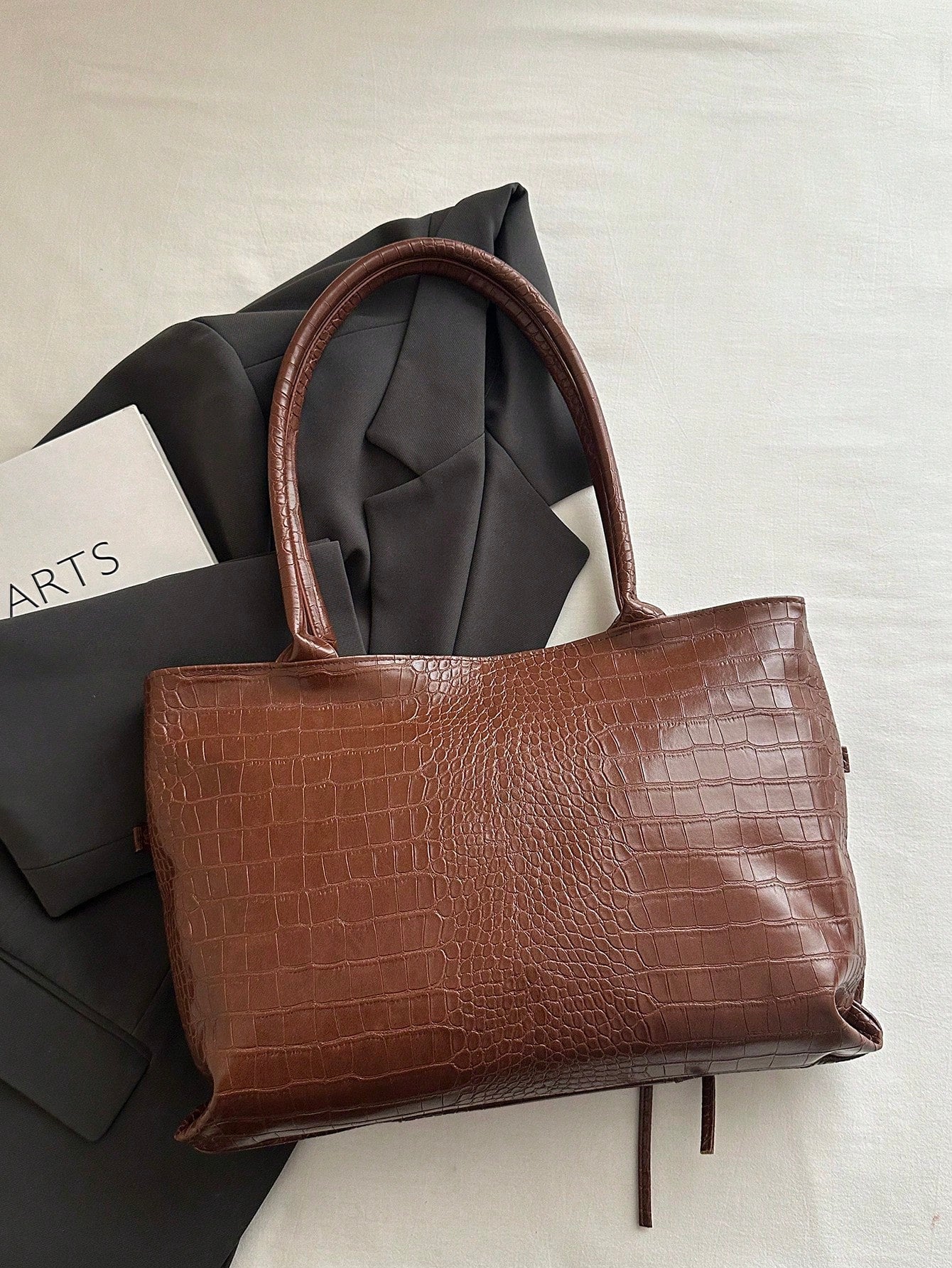 New Women's Large Capacity Casual Commuter Shoulder Bag, Lightweight Minimalist Handbag, Fashionable Versatile Tote Bag
