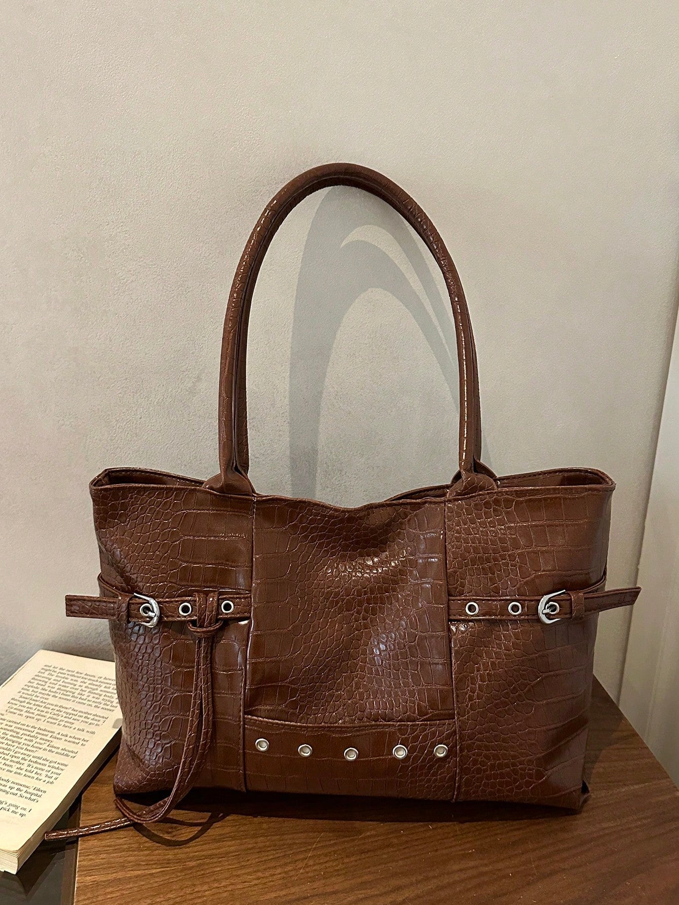 New Women's Large Capacity Casual Commuter Shoulder Bag, Lightweight Minimalist Handbag, Fashionable Versatile Tote Bag