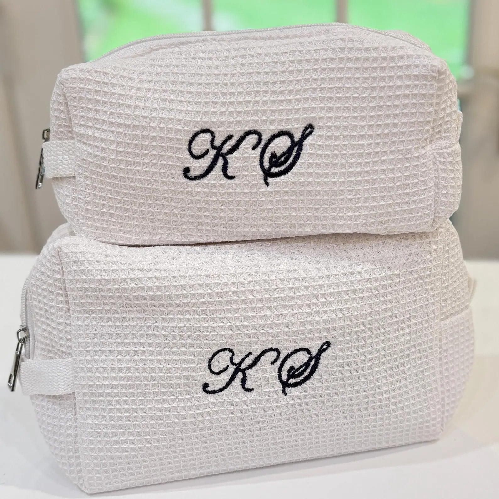 Personalized Waffle Makeup Bag, Customized Name Toiletry Bag, Embroidered Letter Makeup Bag, Initial Monogram Makeup Bag, Bridesmaid Waffle Woven Cosmetic Bag For Travel