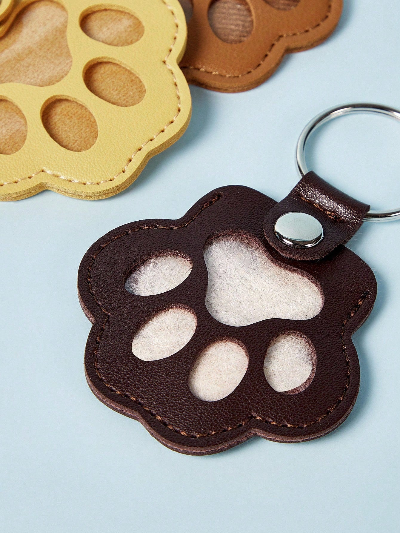 PETSIN Pet Lost Hair Storage Keychain, Cat And Dog Hair Storage Bag, Leather Pet Hair Charm Bag