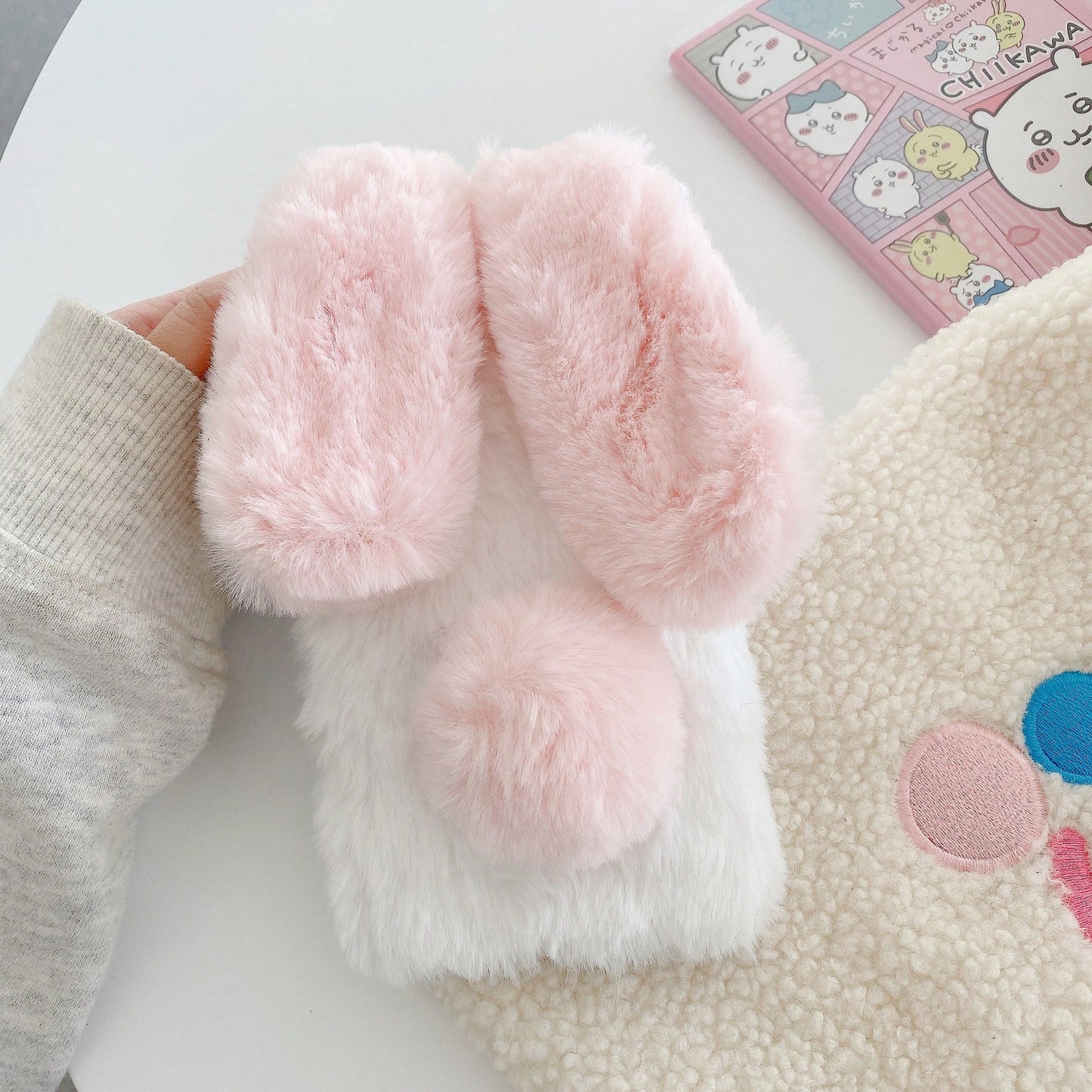 Pink Black Winter Plush Furry Novelty Rabbit Bow Plush Heart Phone Case Compatible With IPhone 16 Pro Max, 11/12/13/14/15/16 Pro Max, Compatible With Galaxy S25/S22/23/24+, A04/A05/A14/A15/A24/A25/A34