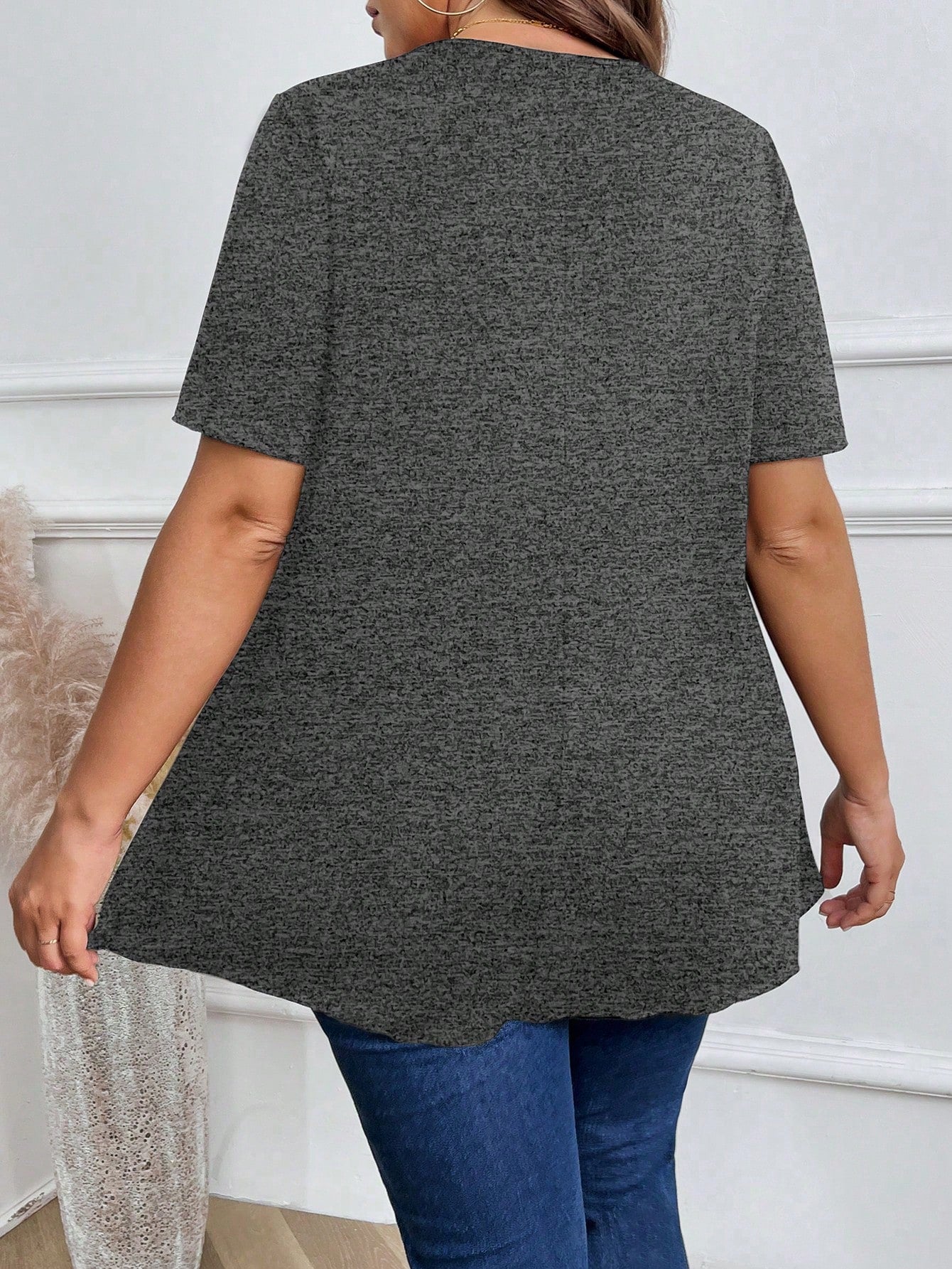 Plus Size Women Plain Round Neck Short Sleeve Casual Loose T-Shirt