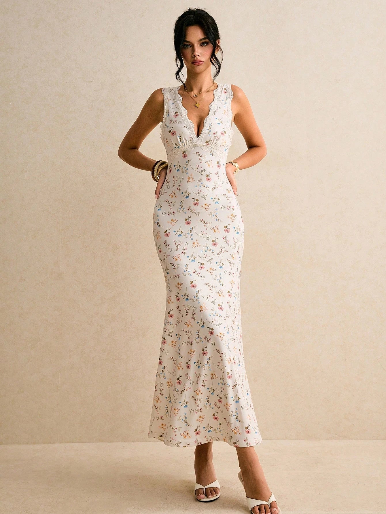 Poéselle Women's Off-White Floral Contrast Lace V-Neck Sleeveless Fitted Mermaid Hem Elegant Tropical Dress Cottage Core Summer Vacation Holiday Beach