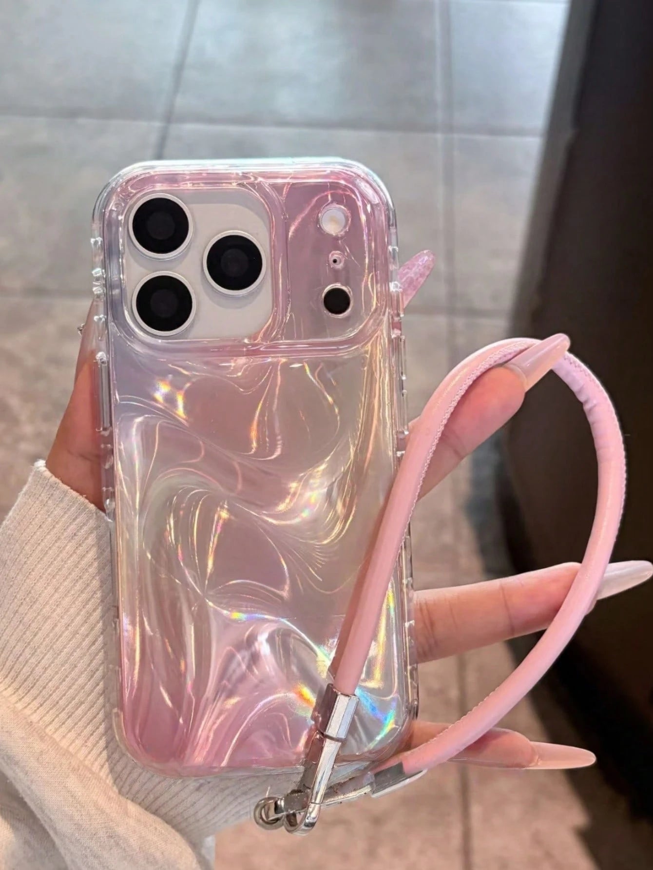 Premium Wavy Light Pink Leather Wrist Strap Compatible With 14 Pro Max Apple 16 Phone Case Full Edge Protection Women's 17 Anti-Drop Protective Cover 16 Pro Max Personalized 15 Niche
