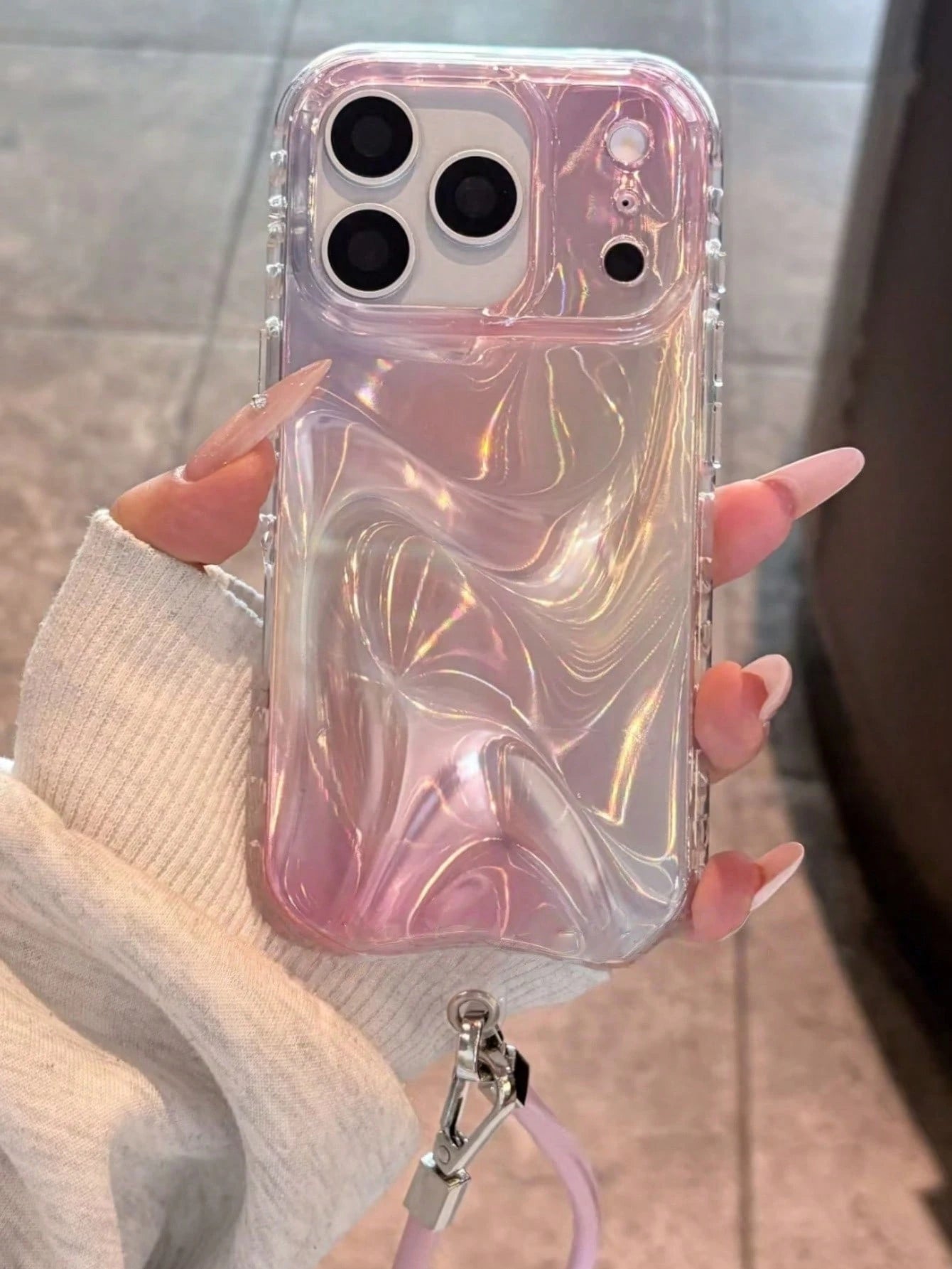 Premium Wavy Light Pink Leather Wrist Strap Compatible With 14 Pro Max Apple 16 Phone Case Full Edge Protection Women's 17 Anti-Drop Protective Cover 16 Pro Max Personalized 15 Niche