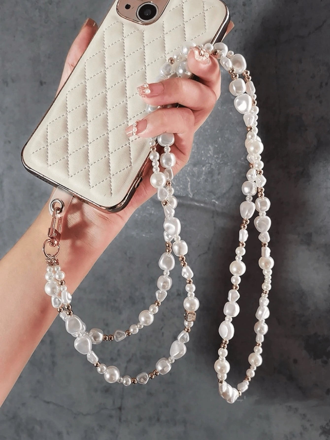 Premium Women's Extra-Long Shoulder Bag Chain Convertible To Cross-Body Bag Strap With Universal Anti-Lost Pendant For Phone Case Gifts For Mother, Family, Friends, Birthday, Holiday Phone Charm, Phon