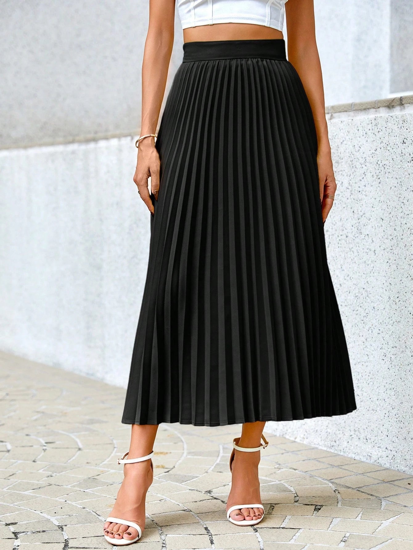 Privé Women Solid Color Daily Wear Pleated Skirt
