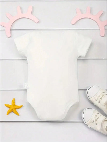 Protected By My Great Grandma In Heaven" Baby Romper- Soft 100% Cotton, Short Sleeve, Funny Newborn Boys' Jumpsuit With Heart Print, Casual Comfortable Triangle Bodysuit For Spring/Summer, Sentimenta