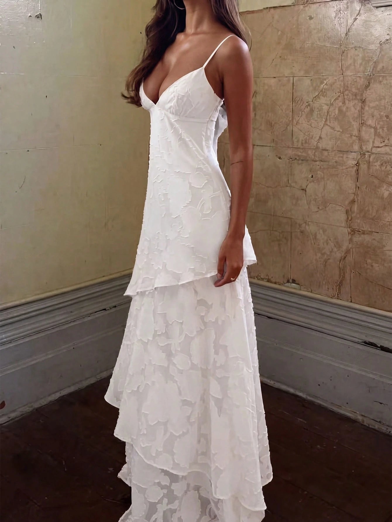 QUNGIGU Women's Spaghetti Strap Long Dress Elegant Layered Tiered Summer Outfit, Suitable For Wedding Party Graduation Date