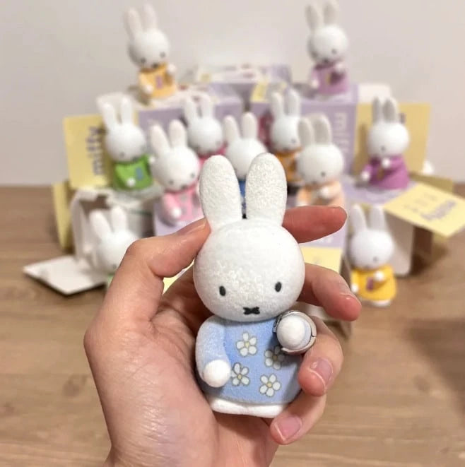 (Random 1pc) Official Licensed Miffy ABS Desktop Storage Organizer- Multifunctional Pen & Phone Sundry Holder- Multiple Pattern Random Shipment- Household & Office Daily Storage Decor- For Users A