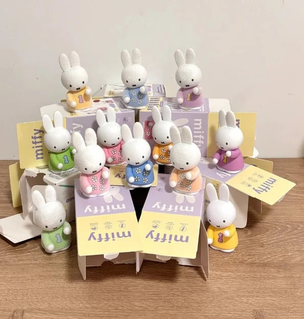 (Random 1pc) Official Licensed Miffy ABS Desktop Storage Organizer- Multifunctional Pen & Phone Sundry Holder- Multiple Pattern Random Shipment- Household & Office Daily Storage Decor- For Users A