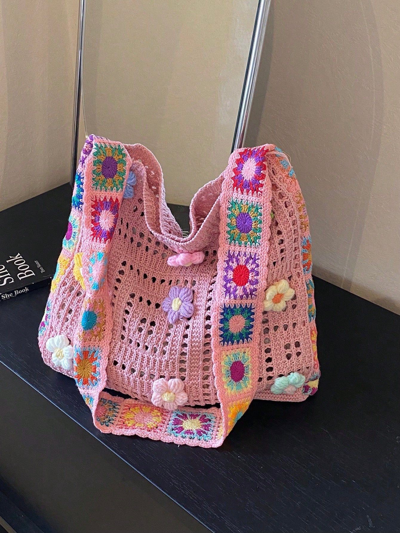 Retro Hollow-Out Floral Contrast Color Casual Crossbody Bag(The Color Position Of Flowers Is Random), Crochet Bags